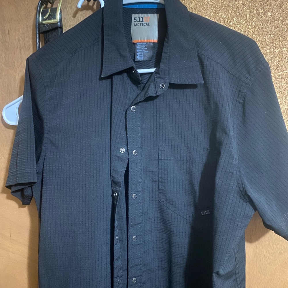 Short sleeve shirt